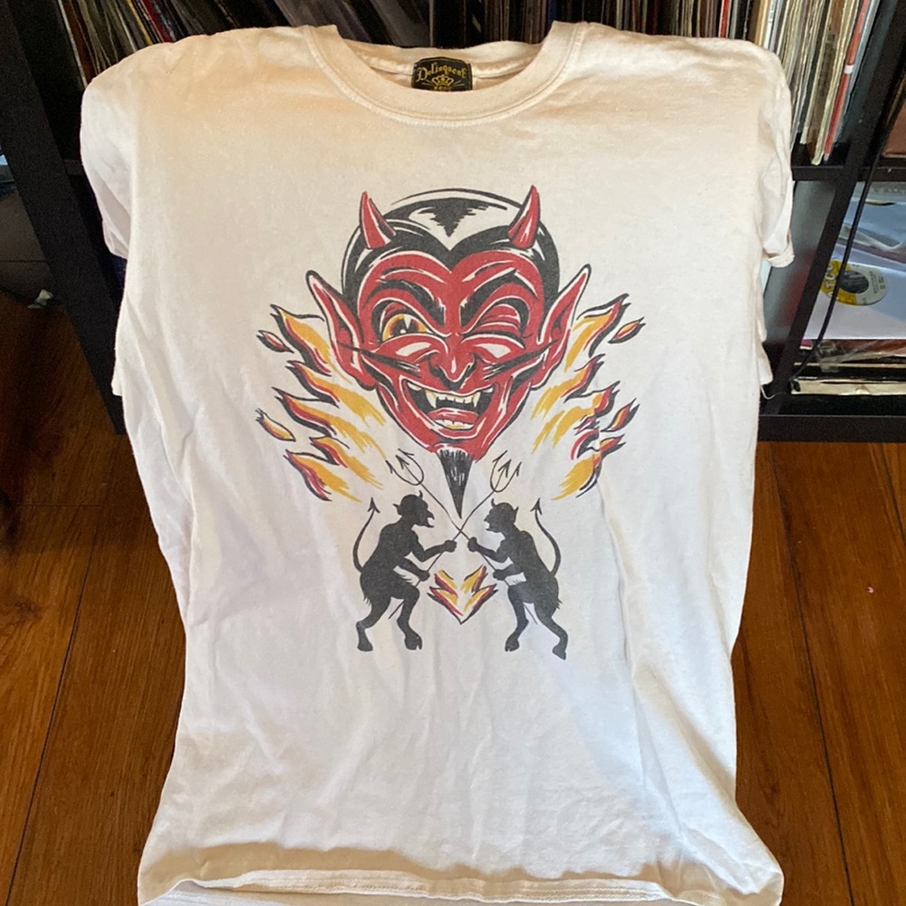 Delinquent bros tee